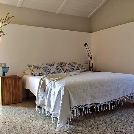 فندق مبيت وإفطار I Calleri Garden And 3*